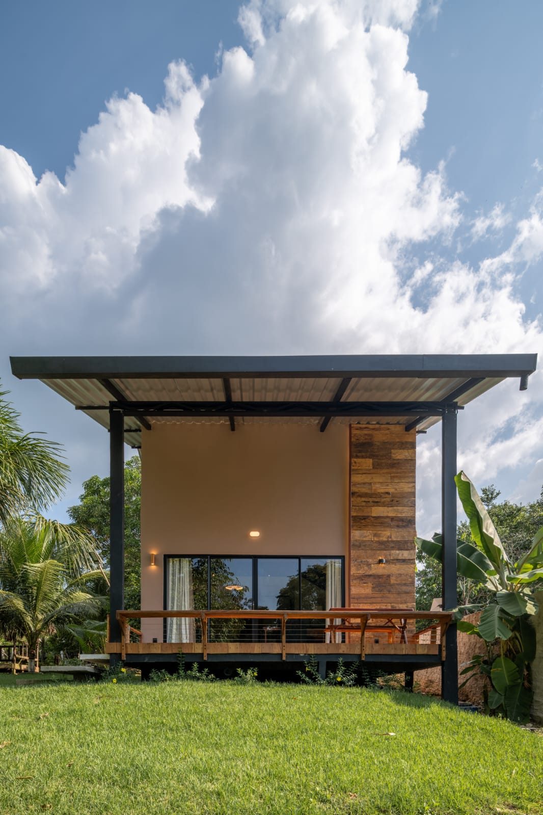 Fachada da Cabana Kanarô